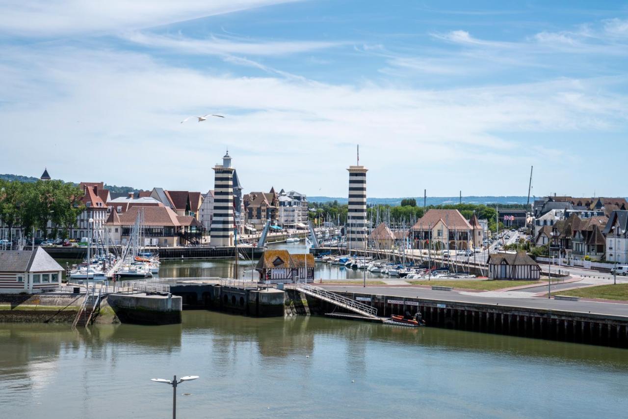 Sowell Hotels Le Beach Trouville-sur-Mer Dış mekan fotoğraf