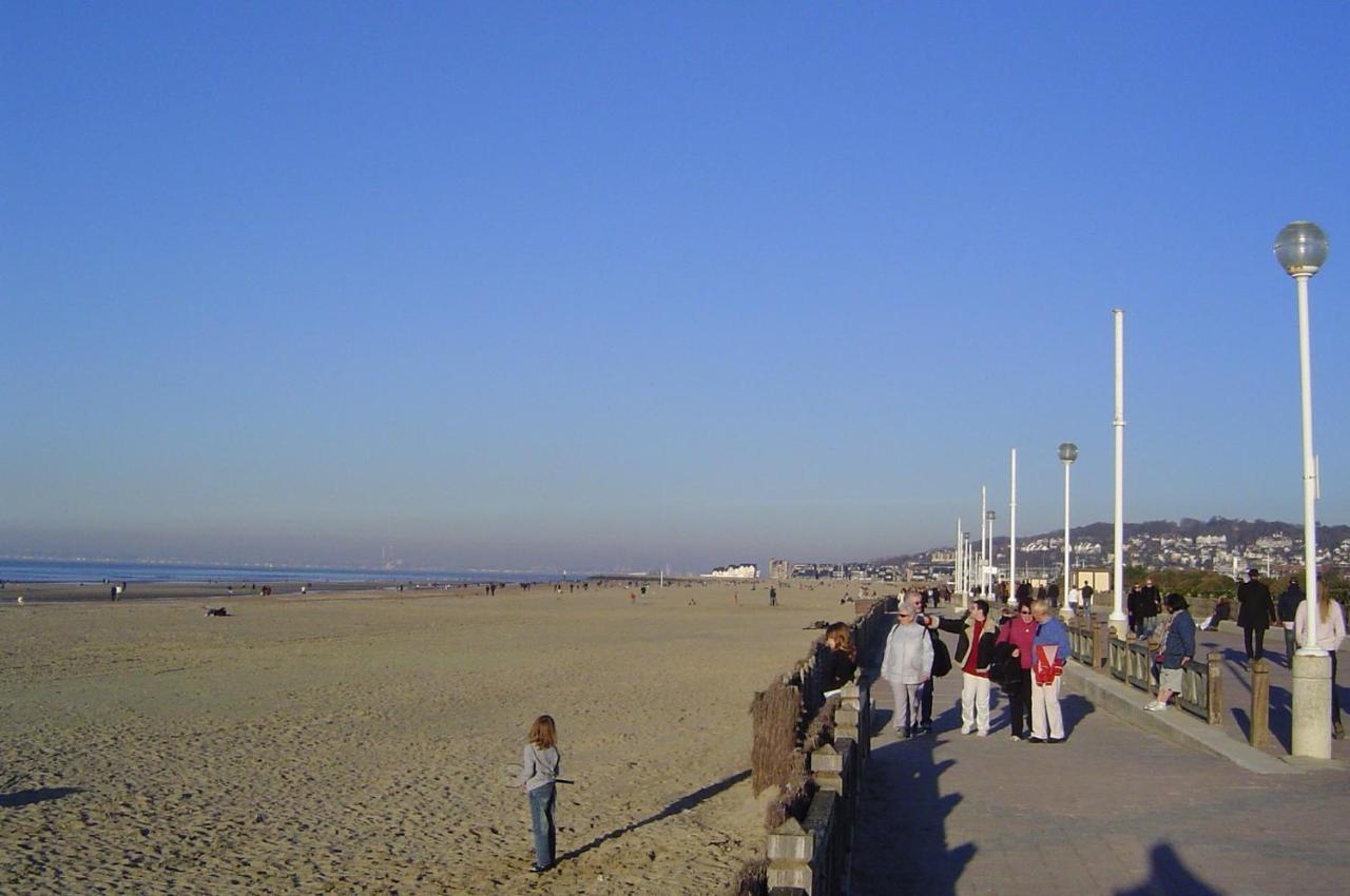Sowell Hotels Le Beach Trouville-sur-Mer Dış mekan fotoğraf